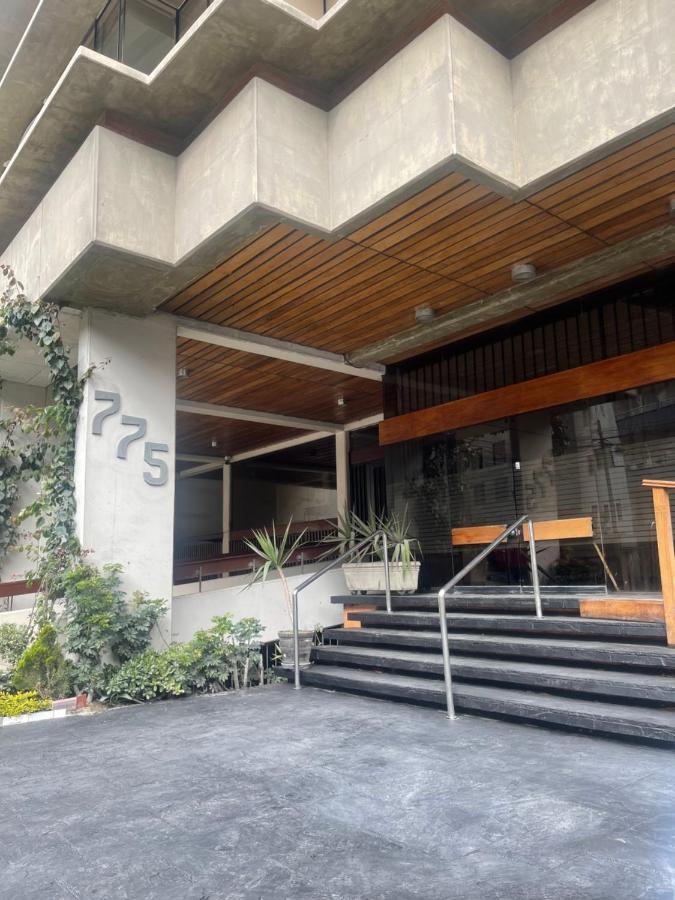 Departamento De Estreno Centro De Mirafores Lima Exteriör bild